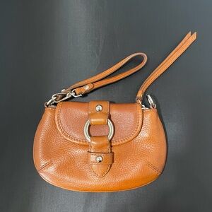 Banana Republic Small Leather Wristlet in Cognac Brown